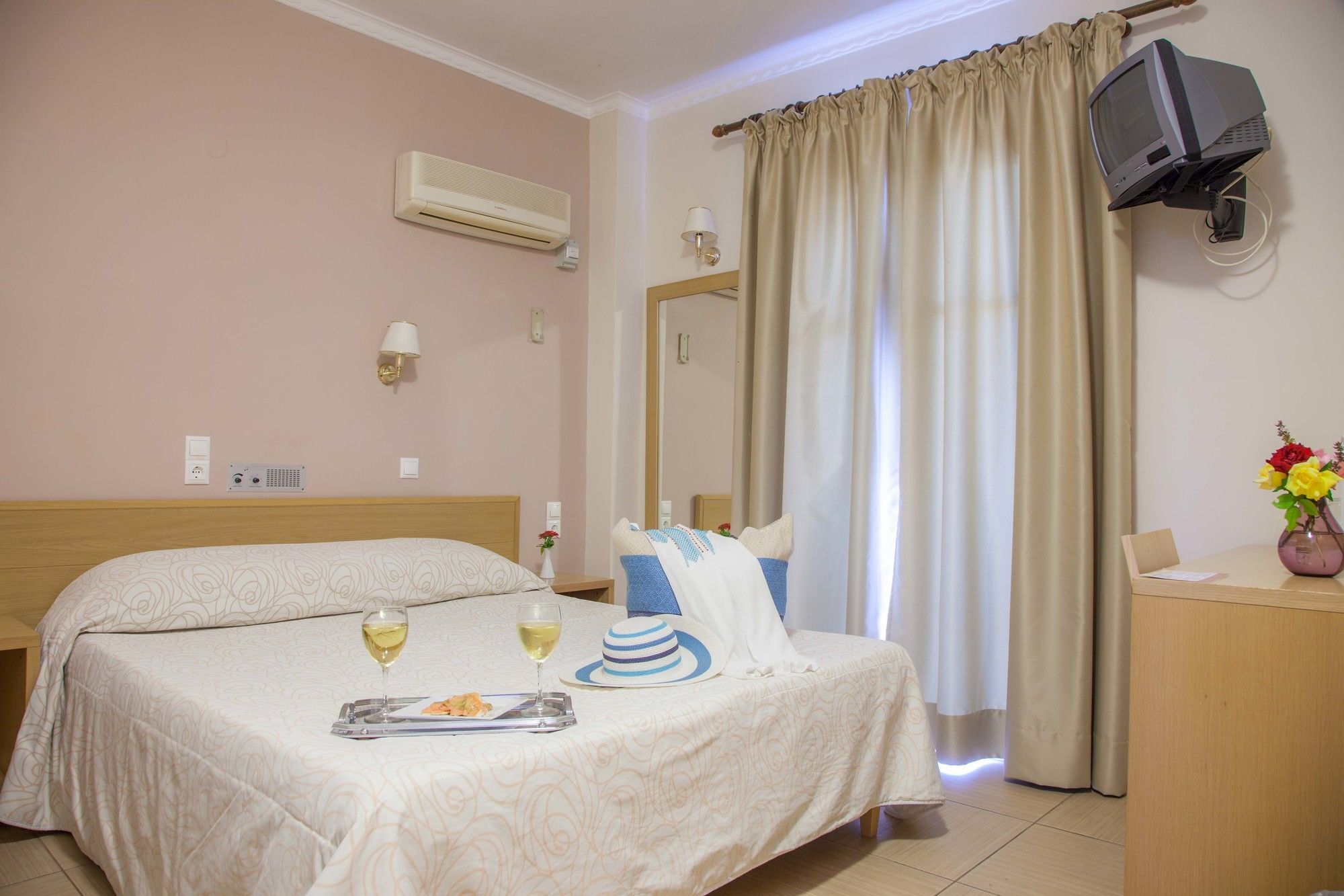 G George Aparthotel Nydri  Ngoại thất bức ảnh
